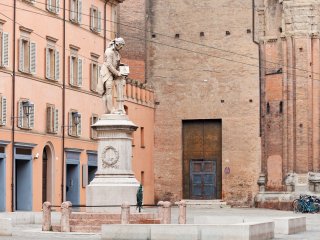 View of piazza Galvani in Bologna, Italy. Photo: vvoennyy / 123RF