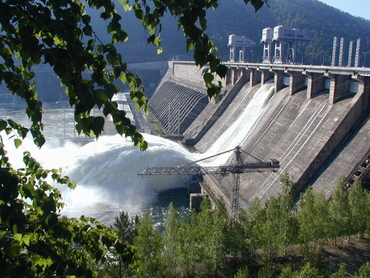 30 сентября 1882 года заработала первая в мире гидроэлектростанция