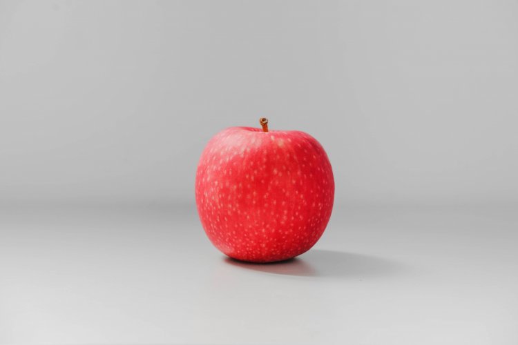 Какого цвета яблоко? Источник: an_vision / Фотобанк Unsplash