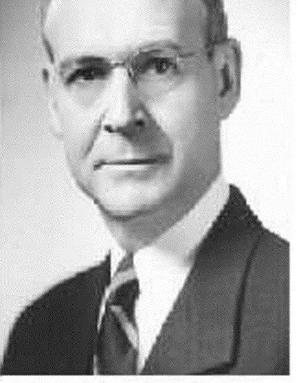 В 1932 году американский биохимик Чарльз Глен Кинг выделил витамин С