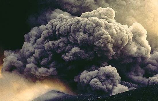 27 августа 1883 года случилось  величайшее  в истории человечества извержение вулкана