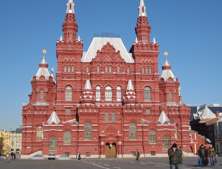 8 июня 1883 года торжественно открыли Исторический музей в Москве