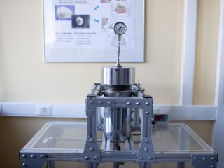 In a laboratory of the University of Chemical Technology of Russia