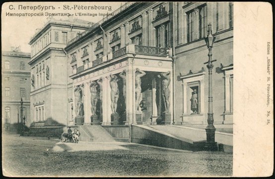 В 1852 г. был открыт для публики Эрмитаж