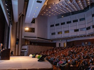 «Будущее у нас перспективное». В Москве прошел первый день МАЭФ. Фото: Николай Мохначев / «Научная Россия»