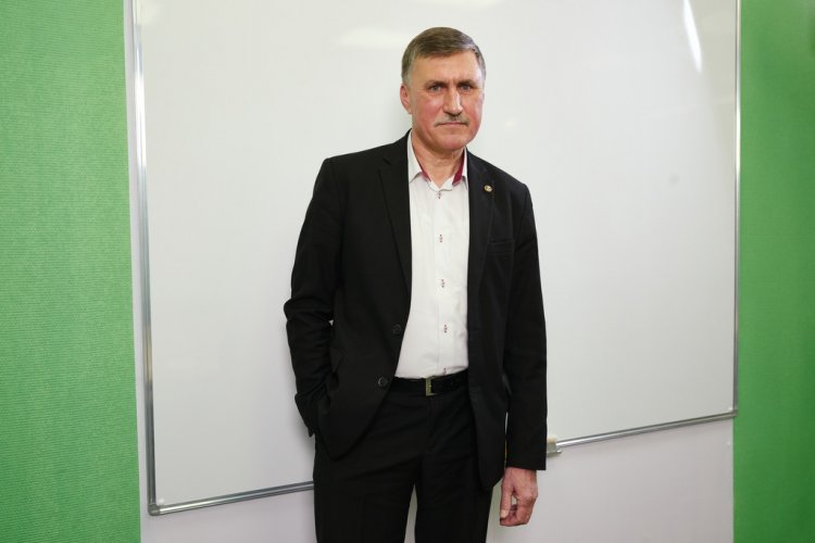 Igor Kalyaev is a well-known specialist in multiprocessor computation and control systems. The scientific and teaching school led by the scientist is recognized as one of the best in Russia. The results of I. A. Kalyaev’s activities in science are reflected in more than 10 monographs and 380 scientific publications and inventions. He supervised and was directly involved in over 100 research and development projects, the results of which were implemented and are being used by various companies in Russia.
