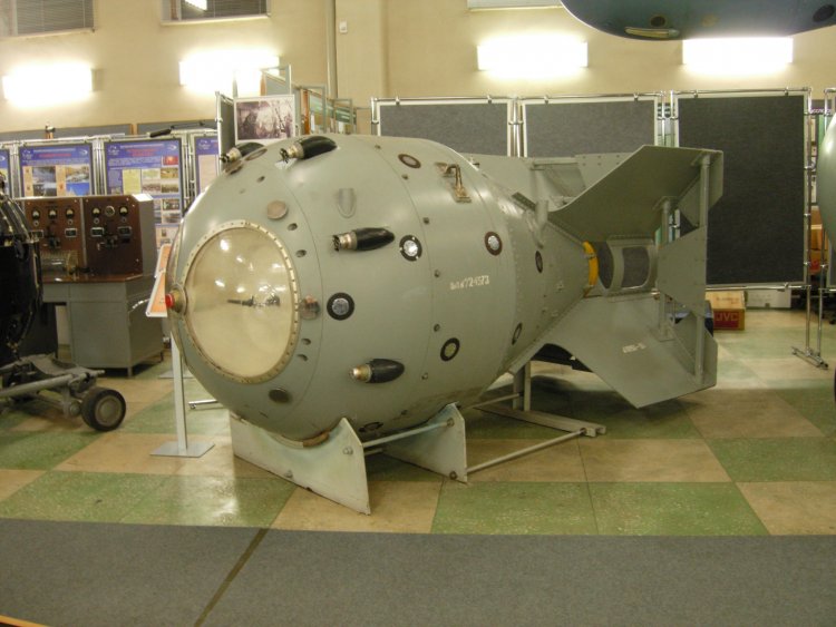8 июня 1948 года запустили первый советский реактор для производства оружейного плутония