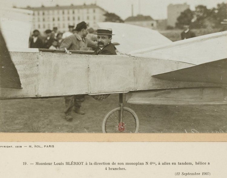 25 июля 1909 года французский летчик и авиаконструктор Луи Блерио перелетел Ла-Манш 