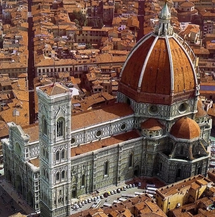 21 июня каждый год проводят проверку в соборе  Санта Мария дель Фиоре во Флоренции 
