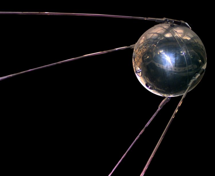 4 октября 1957 года в СССР запустили искусственный спутник