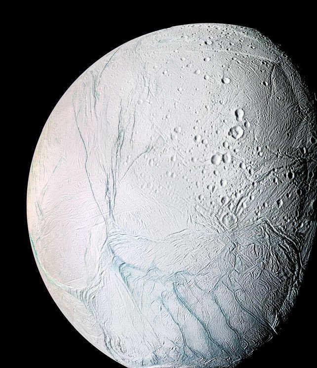 In 2018, the Nature journal published an article about complex organic compounds found on Enceladus. The same year, in their laboratory, Vienna scientists recreated conditions similar to those that exist on this icy moon of Saturn. Using the archaea Methanothermococcus okinawensis as an example, they demonstrated that terrestrial organisms can survive on Enceladus. Photo source: photo bank 123RF