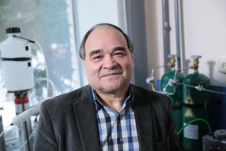 Boris Tarasov – Head of the Laboratory of Materials for Hydrogen Energy Storage at the Institute of Problems of Chemical Physics of the Russian Academy of Sciences in Chernogolovka 