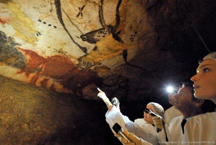 12 сентября 1940 года  найдены наскальные рисунки в пещере Ласко