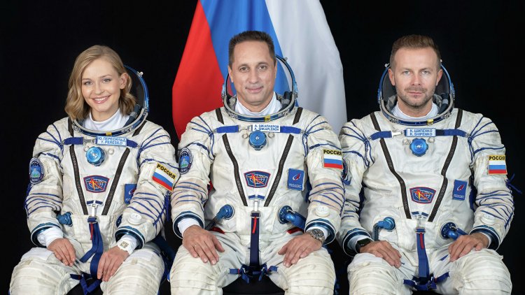 First movie crew. From left to right: actress Yulia Peresild, cosmonaut Anton Shkaplerov, Hero of Russia, film director Klim Shipenko