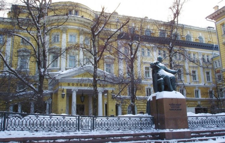 13 сентября 1866 года открылась Московская консерватория