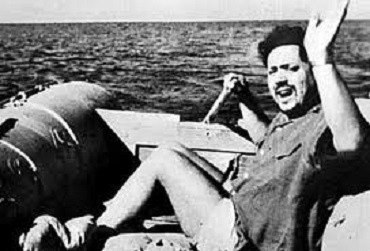 19 октября 1952 года врач Ален Бомбар отправился в одиночное плавание через Атлантический океан
