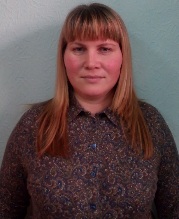 Olga Albertovna Ardasheva – Candidate of Agricultural Sciences, senior researcher at the Plant Introduction and Acclimatization Department of Udmurt Federal Research Center under the Urals Branch of RAS