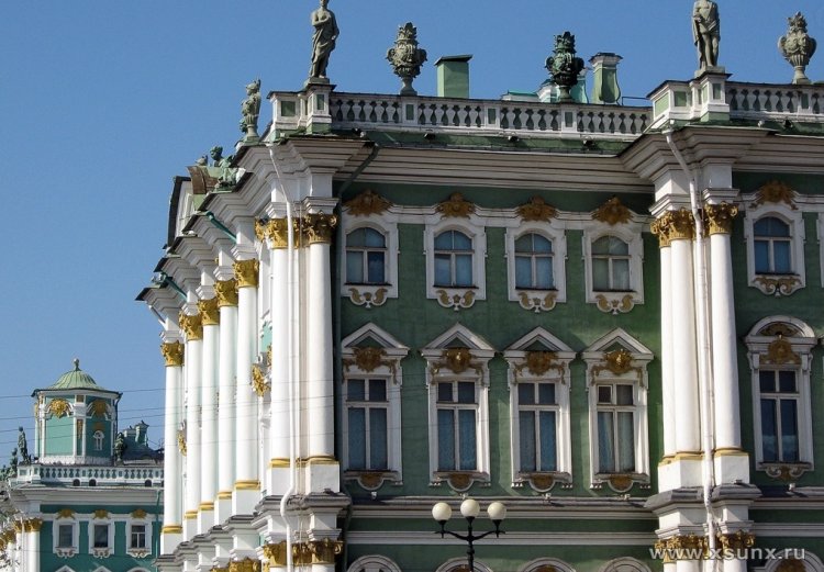 27 июня 1754 года императрица Елизавета Петровна утвердила проектные чертежи Зимнего дворца
